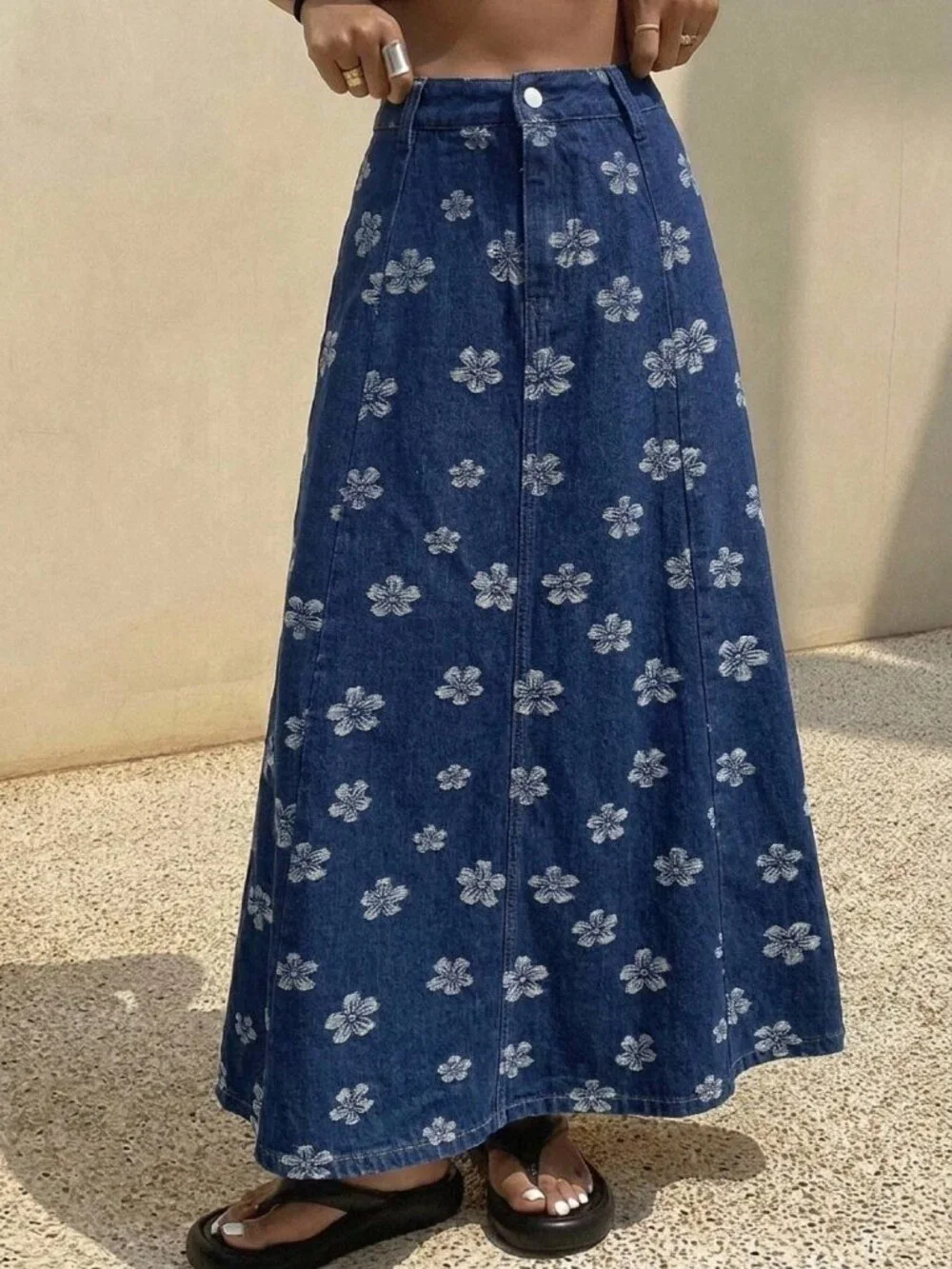 Blue Casual Women's A-Line Denim Skirt - Picture 2 of 4